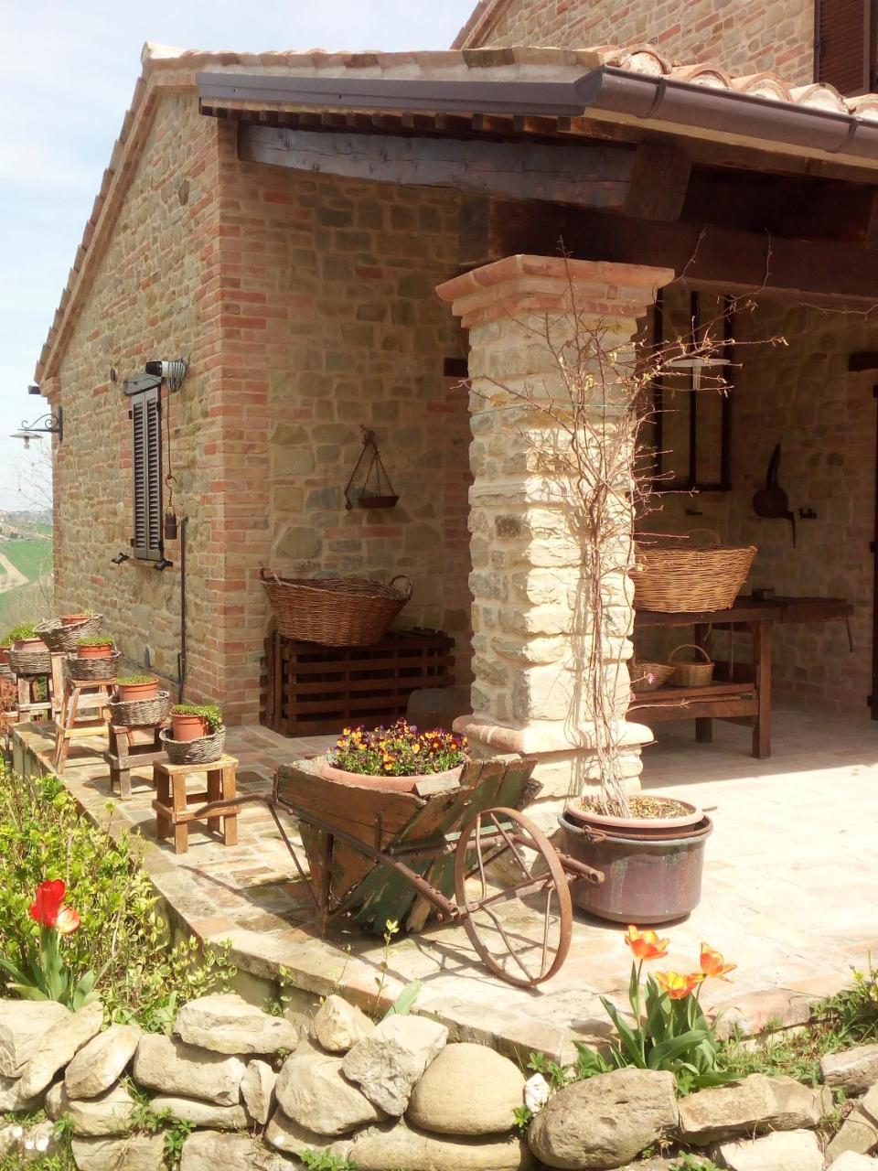 Casale San Martino Agriturismo Bio Sant'Angelo in Pontano Kültér fotó