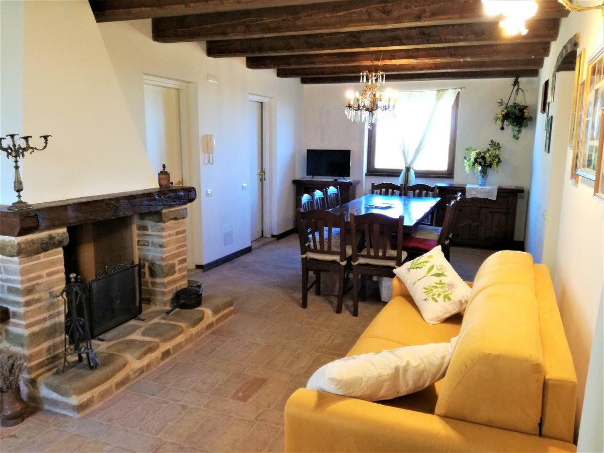 Casale San Martino Agriturismo Bio Sant'Angelo in Pontano Kültér fotó