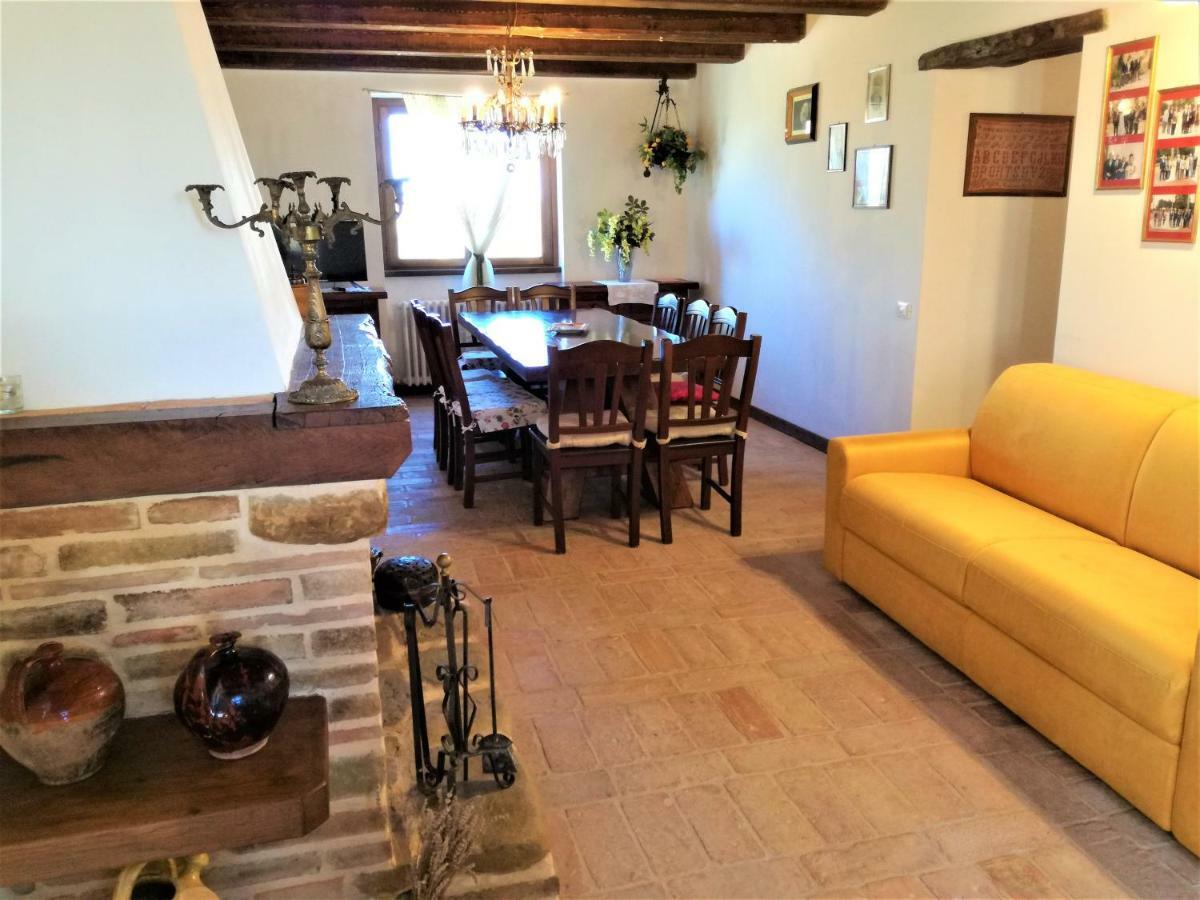 Casale San Martino Agriturismo Bio Sant'Angelo in Pontano Kültér fotó